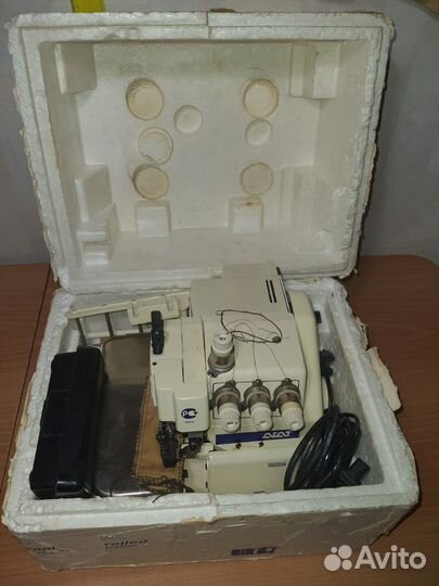 Оверлок 5 ниточный Агат 54D-5