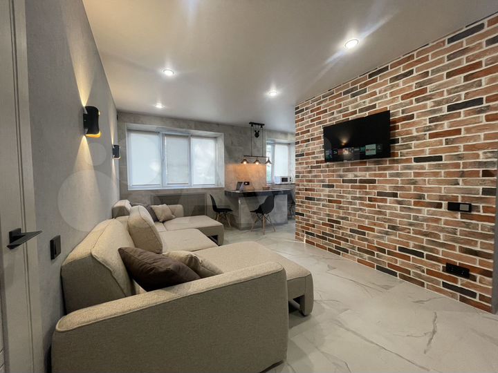 2-к. квартира, 44 м², 1/5 эт.