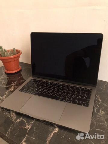 MacBook Pro 13 2017 256g