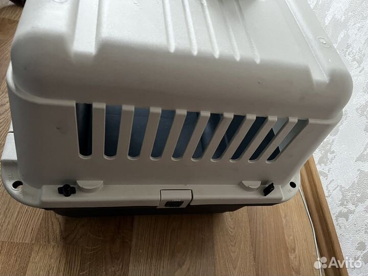 Переноска (контейнер)