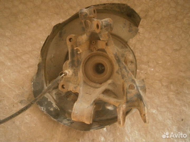 Кулак поворотный задний правый Porsche Cayenne 200