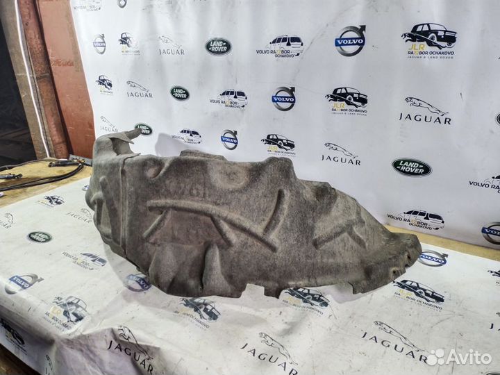 Подкрылок задний левый Jaguar F-Pace X761 2016+