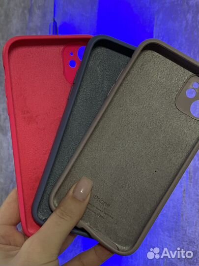 Чехол на iPhone 11