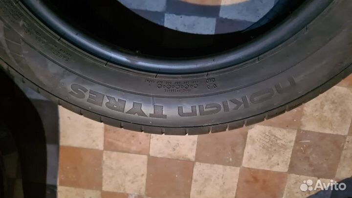 Nokian Tyres Hakka Blue 3 225/50 R17 98W