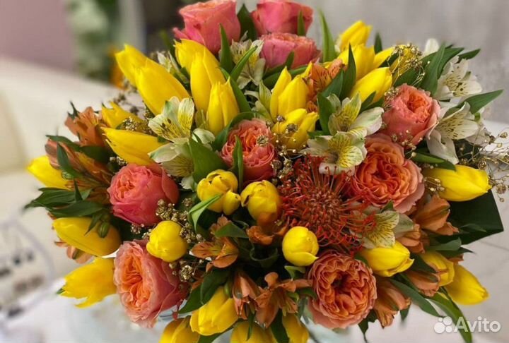 Доставка цветов / букет / альстромерия