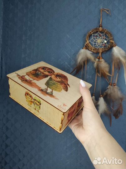 Деревянная шкатулка