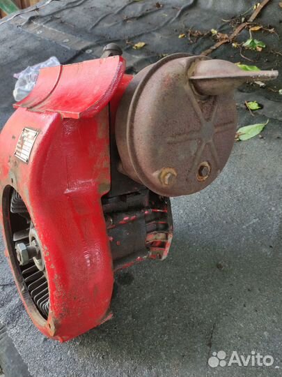 Двигатель для чешской косилки