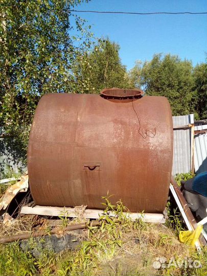 Продам 5 куб. емкость