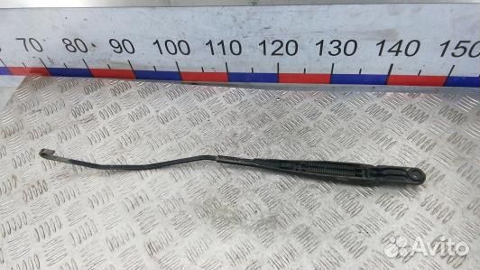 Щеткодержатель лобового стекла peugeot 406 (LSE18O