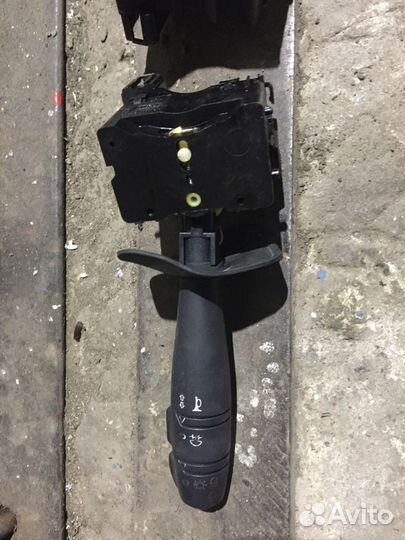 Подрулевой переключатель renault logan