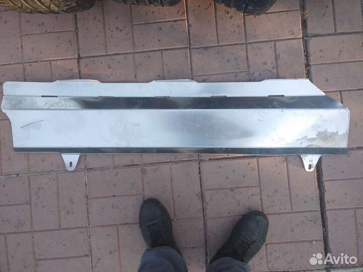 Защита топливных трубок Duster до 2016г