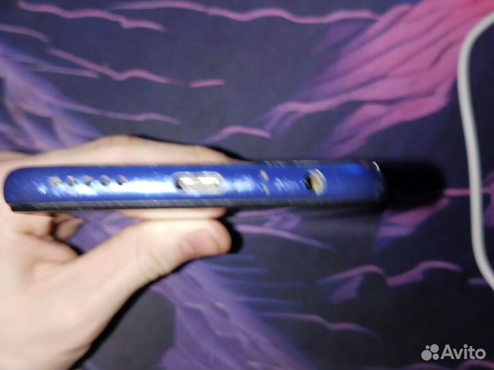 Xiaomi Redmi 8, 4/64 ГБ