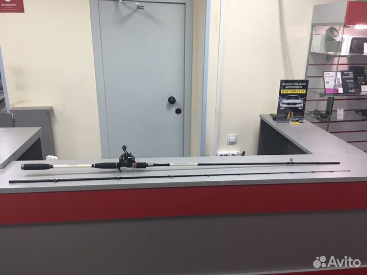 Спининг Shimano с катушкой SeaKnight SK1200