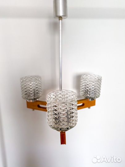 Люстра деревянная 1960-е годы