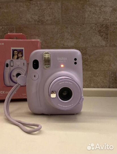 Фотоаппарат instax mini 11