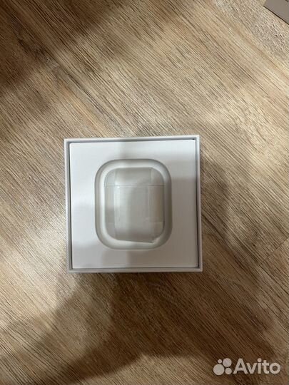 Беспроводные наушники apple airpods