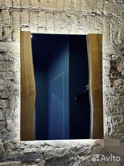 Зеркало настенное