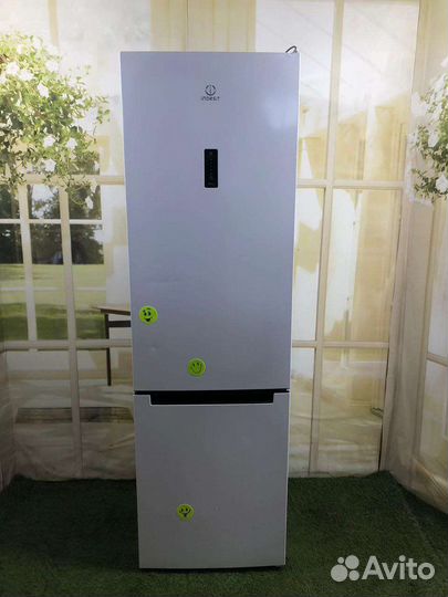 Холодильник б/у