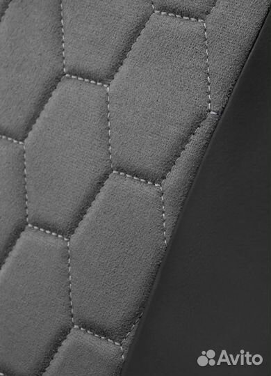 Авточехлы из экокожи Лада Веста