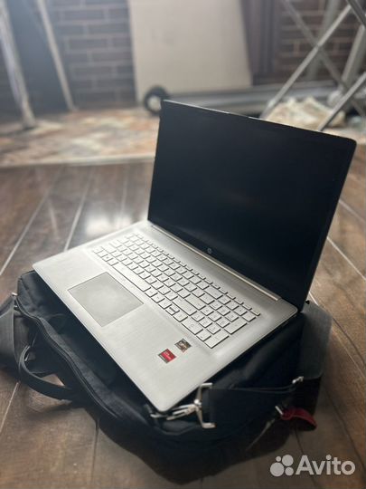 Ноутбук HP Laptop 17-cp0141ur серебристый