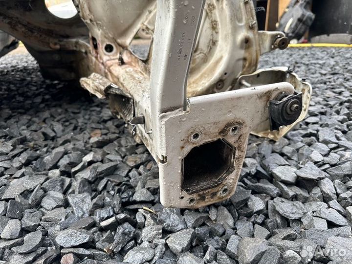 Передняя часть кузова Лонжероны Audi A6 C6 Quattro