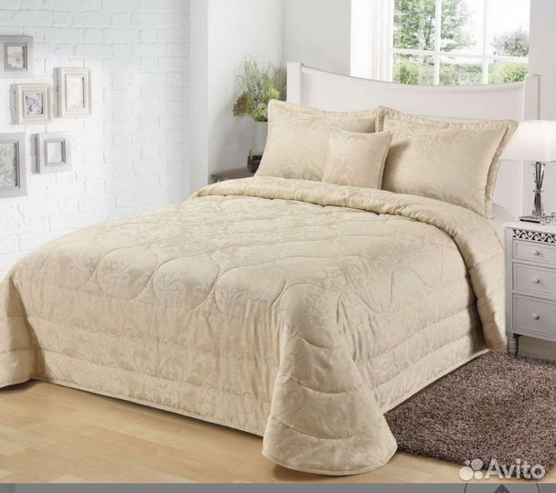 Покрывало на 2 х спальную кровать новое