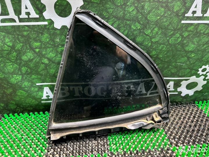 Форточка двери задняя правая Lexus Es 6 2012-2016