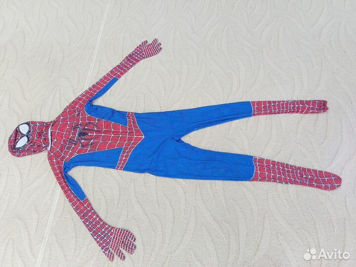 Продам костюм Человека Паука