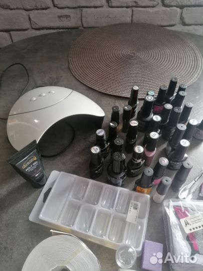 Для наращивания ногтей