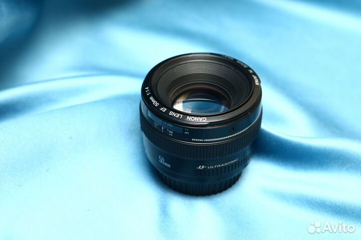 Canon EF 50mm f/1.4 как новый