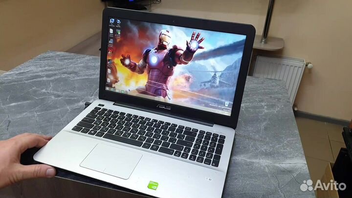 Ноутбук Asus (ssd 256 Гб, видео Nvidia на 2Гб )