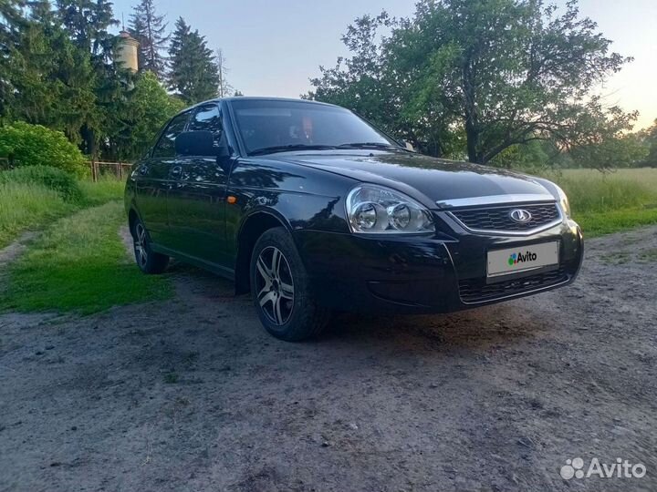 LADA Priora 1.6 МТ, 2011, 200 000 км