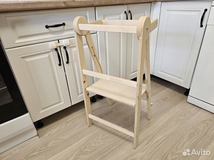 Башня помощника Монтессори