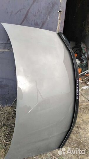 Продам капот на Фольксваген Тауран