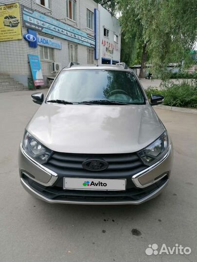 LADA Granta 1.6 МТ, 2020, 31 000 км