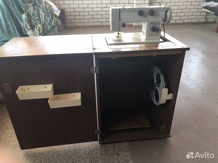 Швейная машинка