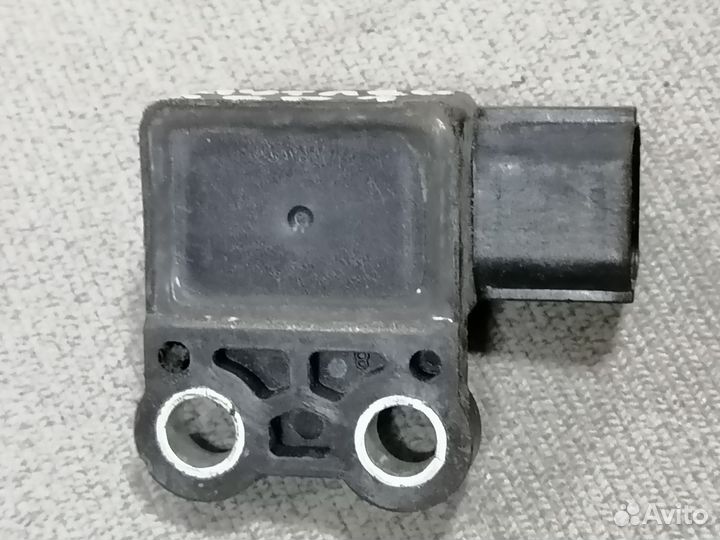 Датчик AIR BAG Mitsubishi Outlander (CU) 2001-2008