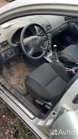 Торпедо Тойота авенсис