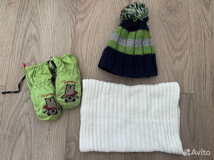 Шапка снуд варежки на 1,5 года