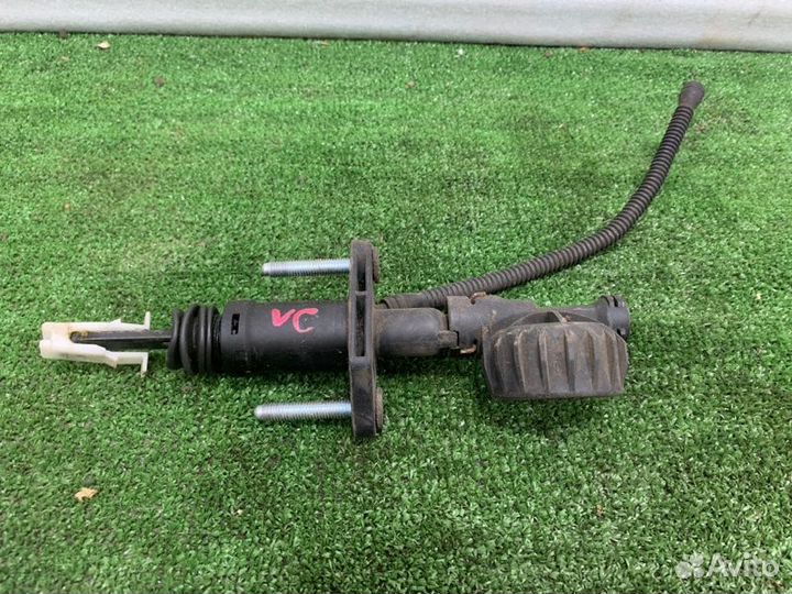 Главный цилиндр сцепления Opel Vectra седан Z18XE