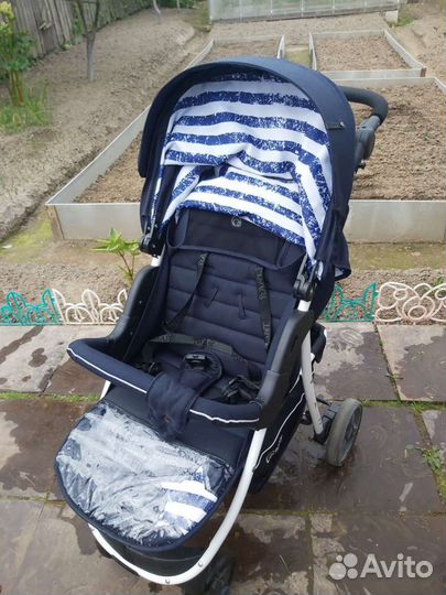 Коляска Кира
