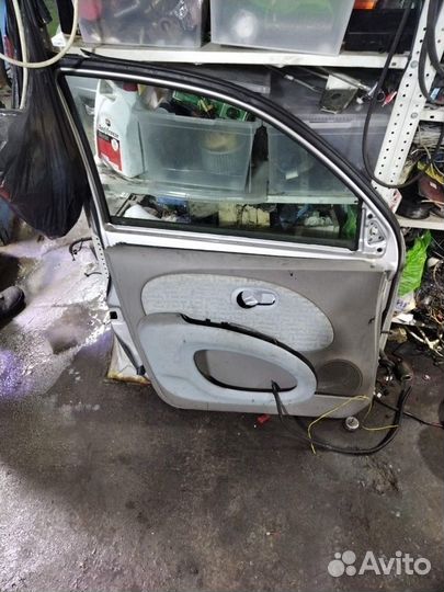 Двери передние