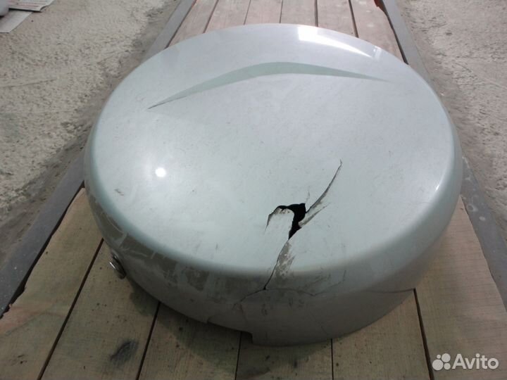 Чехол запасного колеса rav4