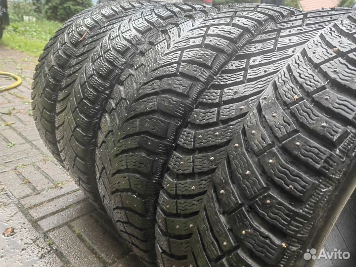 Michelin X-Ice North 4 205/55 R16 94T