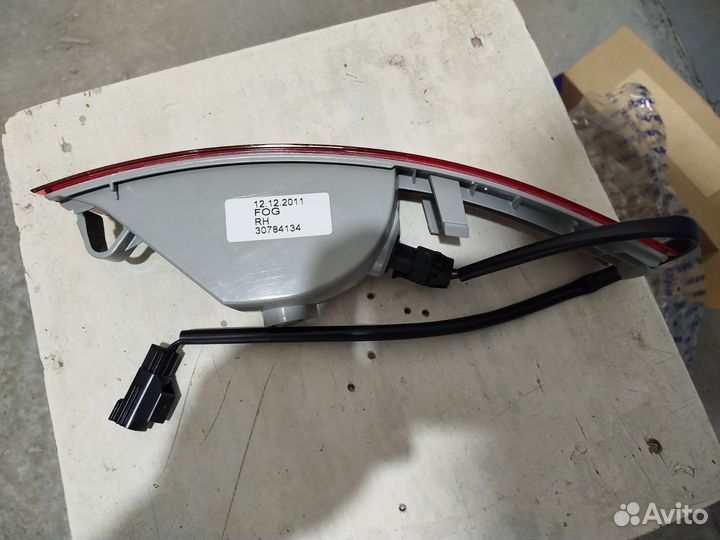 Фонарь задний правый