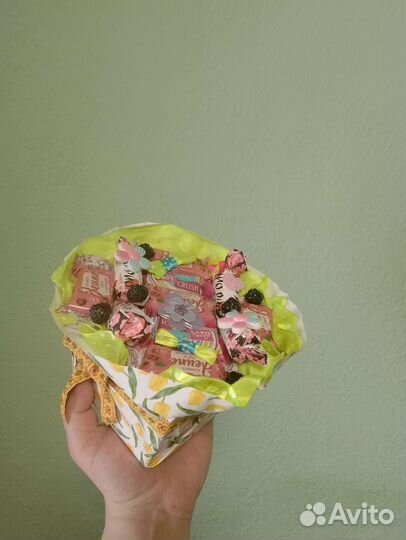 Сладкие букеты из конфет