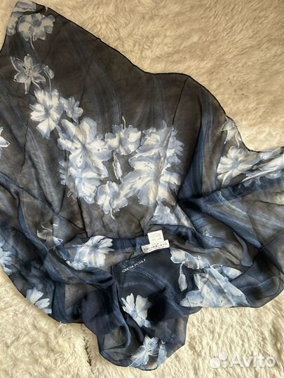 Платок шейный prada