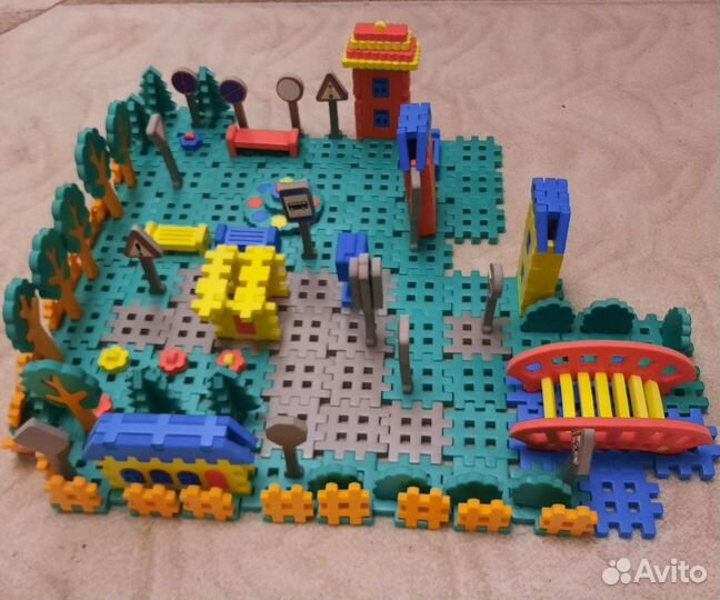 Детский конструктор