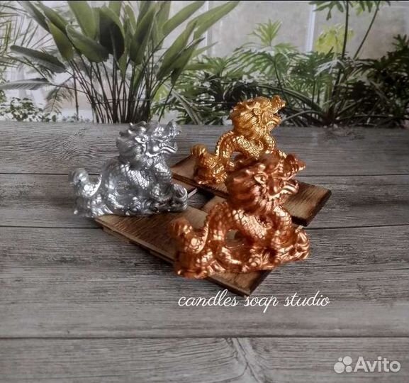 Драконы из гипса