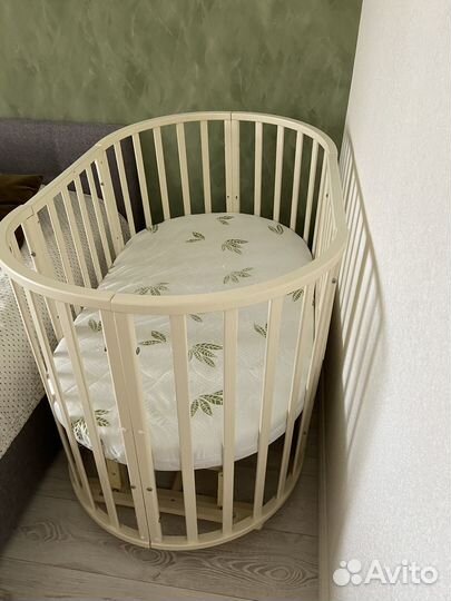 Кровать детская овальная